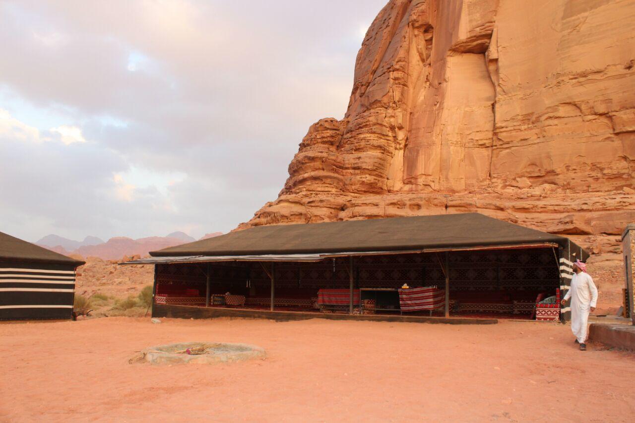 Wadi Rum Quiet Village Camp Bagian luar foto