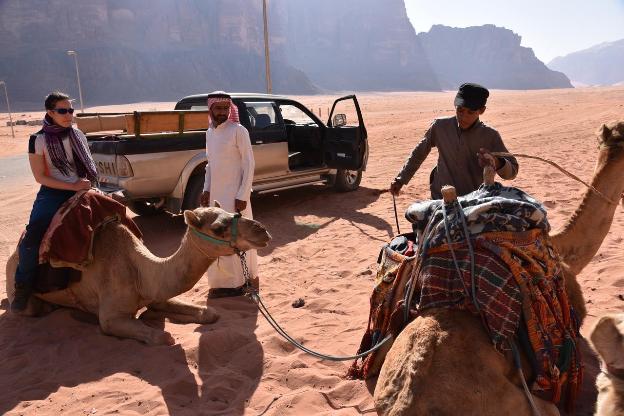 Wadi Rum Quiet Village Camp Bagian luar foto