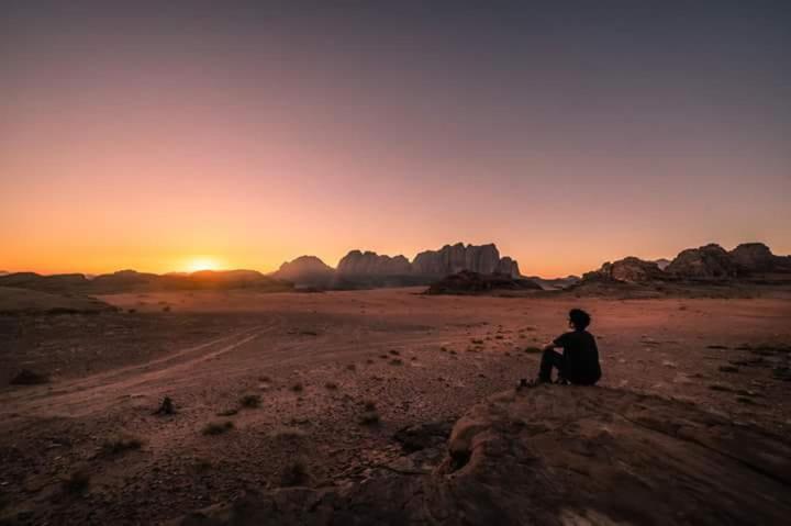 Wadi Rum Quiet Village Camp Bagian luar foto