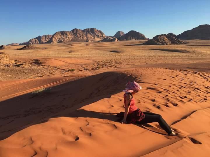 Wadi Rum Quiet Village Camp Bagian luar foto